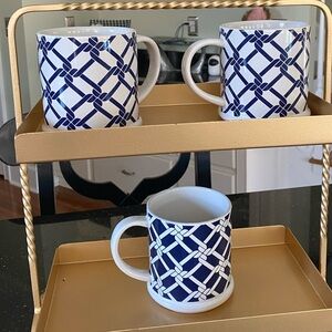 (3) Tommy Hilfiger blue & white rope design mugs like new. 3 1/2" wide, 4" tall.